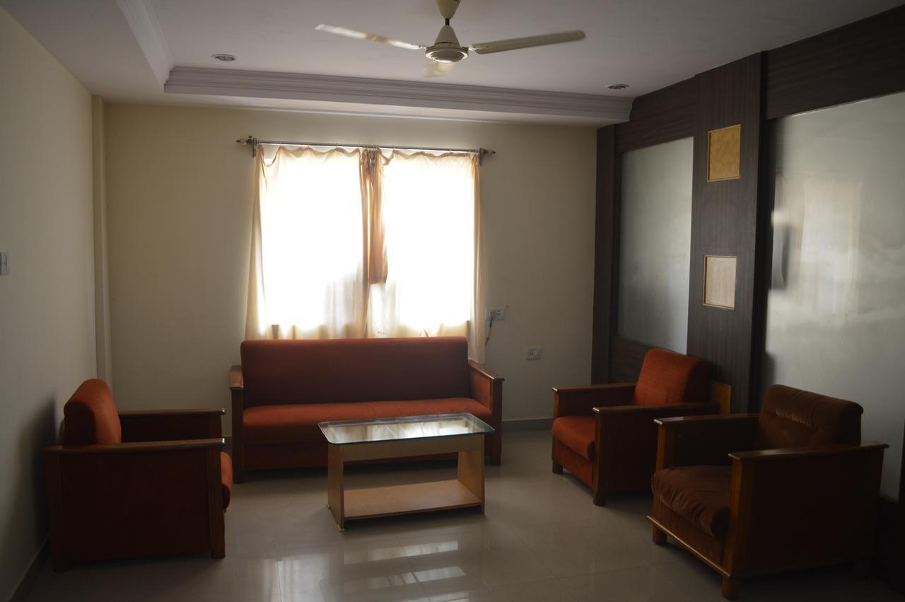 Hotel City Palace Brahmapur Dış mekan fotoğraf